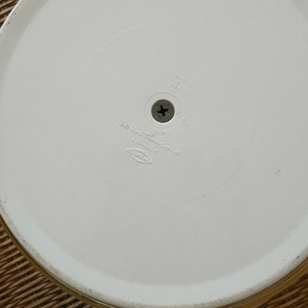 Vintage West Bend Daisy Ice Bucket with Lid. Missing Handle.